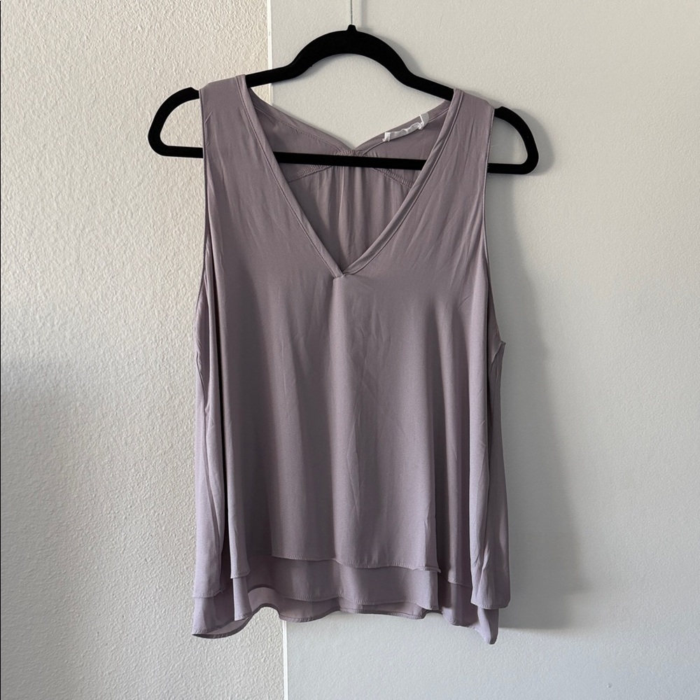 Lush Mauve V-Neck Tank Top